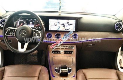 Mercedes-Benz E200 2020 - Tư nhân chính chủ, xe đi cực ít