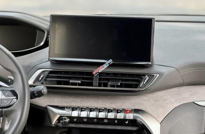 Peugeot 3008 2022 - Màu đen