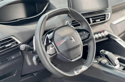 Peugeot 3008 2022 - Màu đen