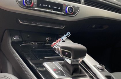 Audi A4 2020 - Xe màu trắng, nhập khẩu