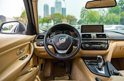 BMW 320i 2016 - Màu trắng, biển HN