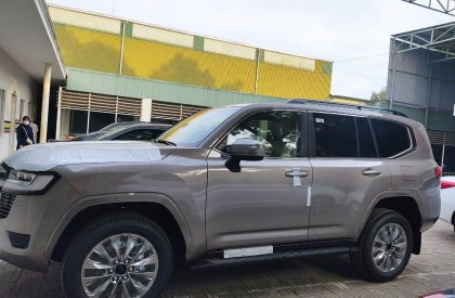 Toyota Land Cruiser LC300 2024 - Bán xe Toyota Landcruiser LC300 nhập mới 100% sản xuất năm 2024