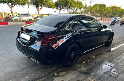 Mercedes-Benz C300 2018 - Màu đen