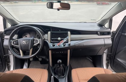 Toyota Innova 2016 - Đăng ký 2017 chính 1 chủ. Lướt đúng 5v km xịn, nguyên 5 lốp, mới quá