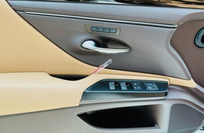Lexus ES 250 2020 - Đăng kí 2021 xe cực giữ gìn, như mới