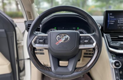 Toyota Land Cruiser 2021 - Xe như mới, xuất hoá đơn cao
