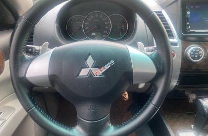 Mitsubishi Pajero Sport 2014 - Đăng ký 2015 số tự động máy xăng cực mới