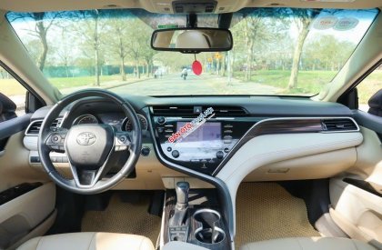 Toyota Camry 2020 - Nhập Thái, full lịch sử hãng, lốp zin theo xe