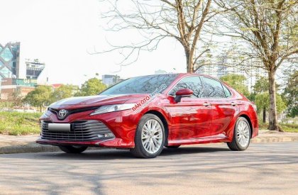 Toyota Camry 2020 - Nhập Thái, full lịch sử hãng, lốp zin theo xe