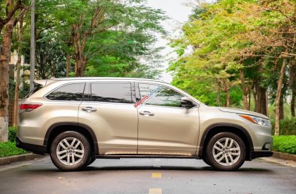 Toyota Highlander 2016 - Kiểu dáng sang trọng, tinh tế thời trang, mời cả nhà tham khảo xe