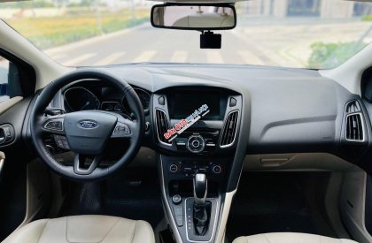 Ford Focus 2019 - Màu trắng, 539tr