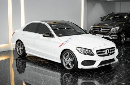 Mercedes-Benz C300 2015 - Xe màu trắng