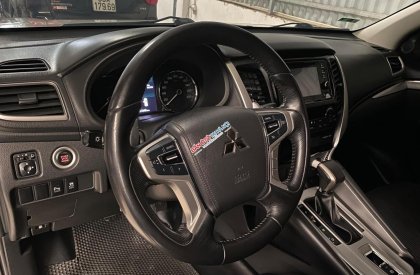 Mitsubishi Pajero Sport 2018 - Xe cực mới, chủ cực giữ gìn