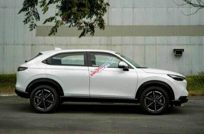 Honda HR-V 2023 - Sẵn xe đủ màu Trắng- Đỏ- Đen - Xám giao xe ngay trong tháng 08. Khuyến mại cực lớn