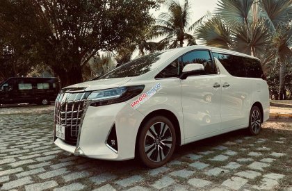 Toyota Alphard 2021 - Màu trắng, nội thất kem (siêu hiếm)