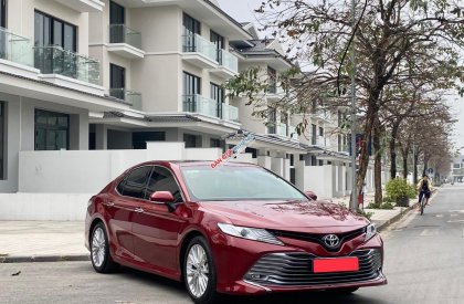 Toyota Camry 2020 - Biển tỉnh, tên cá nhân