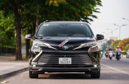 Toyota Sienna 2021 - Màu đen, xe nhập