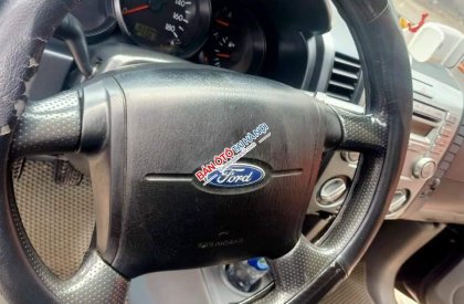 Ford Ranger 2011 - MT 4x4 - Xe đẹp, máy số mượt, không đâm va