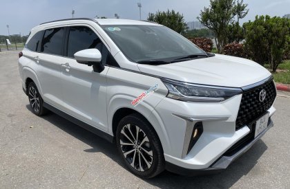 Toyota Veloz Cross 2022 - Đăng ký 2023