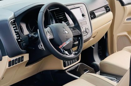 Mitsubishi Outlander 2018 - Xe cá nhân 1 chủ từ đầu