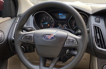 Ford Focus 2017 - Màu đỏ ngon zin - AE múc sớm