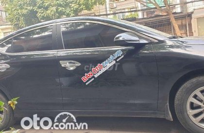Hyundai Elantra Bán  2020 mt màu đen. Xe gia đình sử dụng 2020 - Bán elantra 2020 mt màu đen. Xe gia đình sử dụng