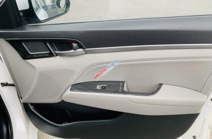 Hyundai Elantra 2017 - Xe chạy 6 vạn chuẩn