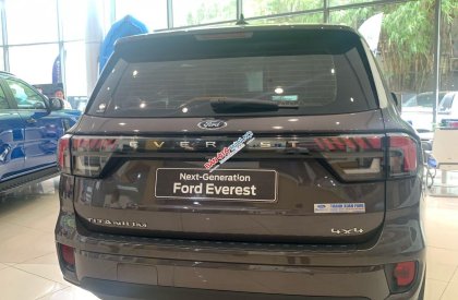 Ford Everest 2023 - Giảm ngay 30 triệu tiền mặt và BHTV trong tháng 5