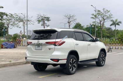 Toyota Fortuner 2019 - Màu trắng, giá tốt