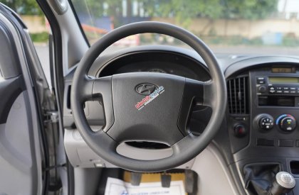 Hyundai Grand Starex 2015 - 06 chỗ máy dầu