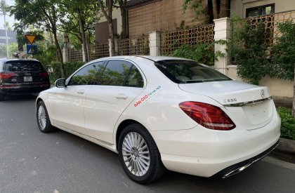 Mercedes-Benz C 250 2015 - Exclusive, màu trắng nội thất kem sang trọng và trẻ trung