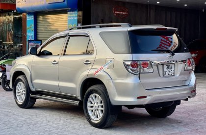 Toyota Fortuner 2013 - Xe đẹp xuất sắc, full lịch sử xe, hỗ trợ trả góp 70% giá trị xe
