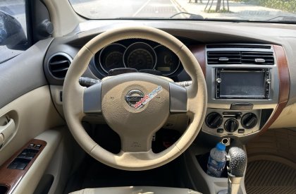 Nissan Grand livina 2011 - Xe đẹp, biển Hà Nội