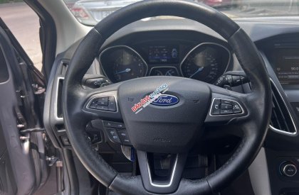 Ford Focus 2016 - Biển HN, check xe thoải mái