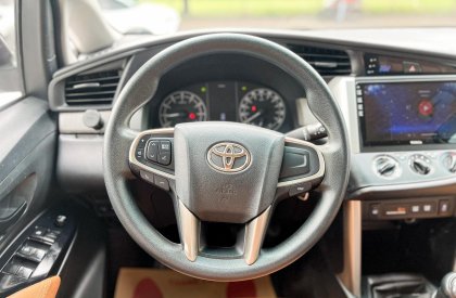 Toyota Innova 2019 - Toyota SURE Phú Mỹ Hưng vừa mới về thêm #Toyota #Innova E 2.0 2019  