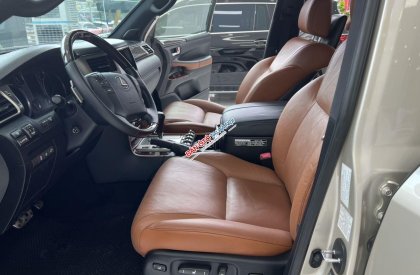 Lexus LX 570 2015 - Một chủ từ đầu, màu vàng cát, xe rất đẹp