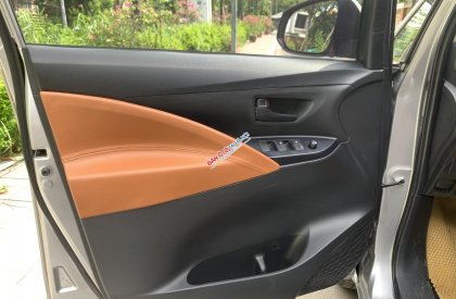 Toyota Innova 2018 - Cam kết pháp lí xe rõ ràng không tranh chấp, kiện tụng đủ điều kiện sang tên đổi biển.. Bằng văn bản