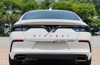 VinFast LUX A2.0 2021 - Giá 585 triệu