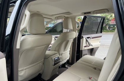 Lexus GX460 2015 - Em bán chiếc GX460 Luxury sản xuất năm 2015 một chủ mua mới từ đầu.
