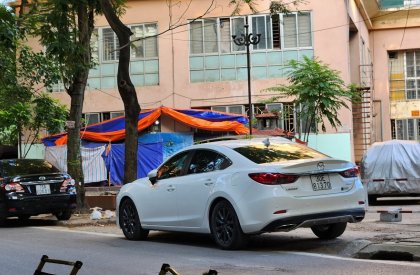 Mazda 6 2015 - Mình hiện đang có nhu cầu bán xe ô tô Mazda6, máy 2.0. Xe mình chính chủ, đi giữ gìn nên còn khá mới.