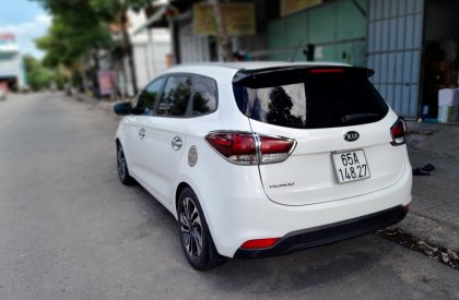 Kia Rondo 2018 - Kẹt tiền cần bán gấp:   Loại xe: Kia rondo số sàn. 