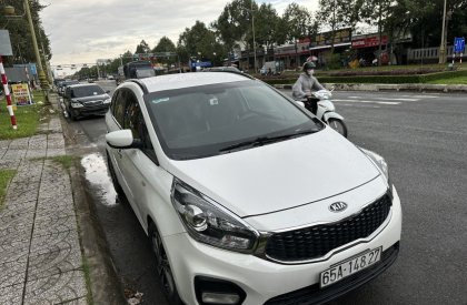 Kia Rondo 2018 - Kẹt tiền cần bán gấp:   Loại xe: Kia rondo số sàn. 