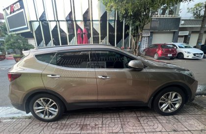 Hyundai Santa Fe 2017 - Cần Bán xe ô tô  - Hyundai Santafe 2017 4WD máy xăng full  2 cầu 