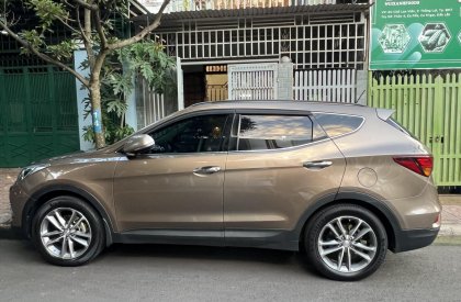 Hyundai Santa Fe 2017 - Cần Bán xe ô tô  - Hyundai Santafe 2017 4WD máy xăng full  2 cầu 