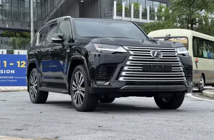 Lexus LX 600 Urban 2023 - Xe có nagy Lexus LX 600 Urban 2023 mới 100% đăng ký trong ngày