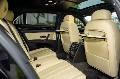 Bentley Flying Spur V8 2014 -  Bentley Flying Spur V8 2014, màu đen, xe chính chủ giá tốt
