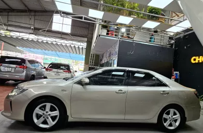 Toyota Camry Q 2015 - Toyota Camry 2.5Q 2014 đi siêu ít, cá nhân 1 chủ từ đầu Sài Gòn.