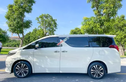 Toyota Alphard 2021 - Odo 2 vạn km