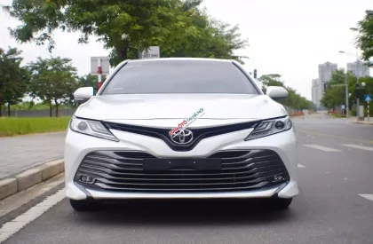 Toyota Camry 2021 - Odo 2,6 vạn