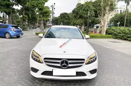 Mercedes-Benz C180 2020 - Chạy 1,5v Km, biển hà nội mới kinh khủng